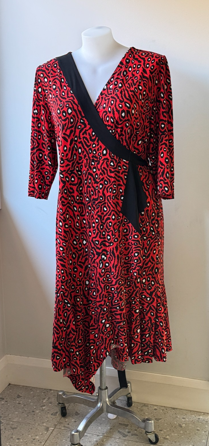 TAKING SHAPE Womens Animal Print Wrap Dress Red & Black Size 24🖤❤️RRP $170🖤❤️