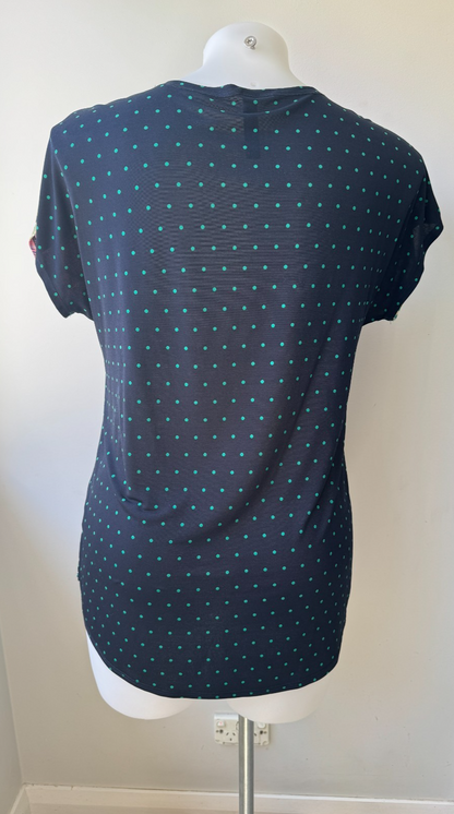 Taking Shape Beautiful Floral top Easy Care No Iron Plus size XXS 12-14