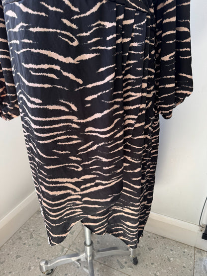 City Chic ✨  Faux Wrap Animal Print Dress ✨  – Brown/Black Size XXL 24 RRP $149