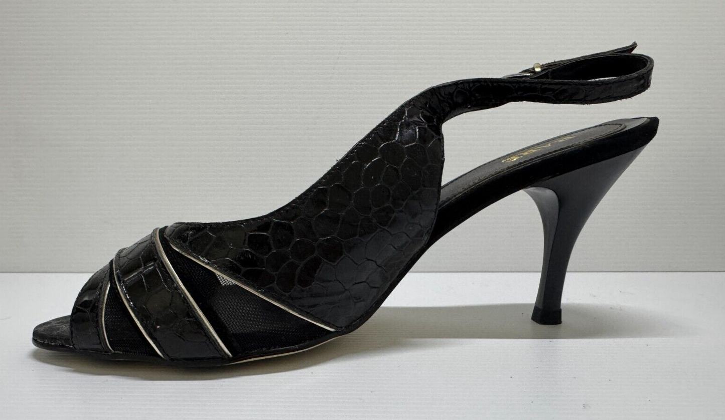 Black Patent Leather Shoes  Size 8 Aus Stunning as new with box and spare heels