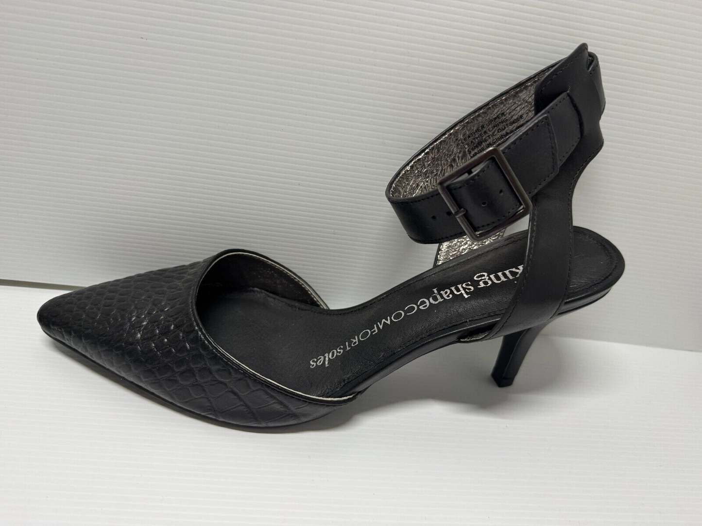 Taking Shape Serena Pointed Toe Black Leather Stiletto. New RRP $169.95