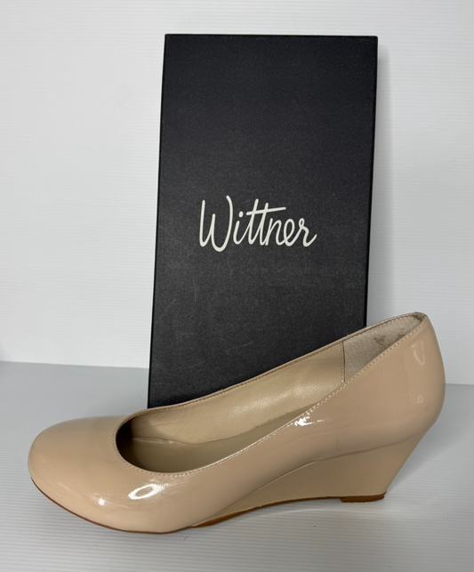Wittner Winston Nude Patent Low Wedges Stunning & Versatile RRP $140 As New EU39