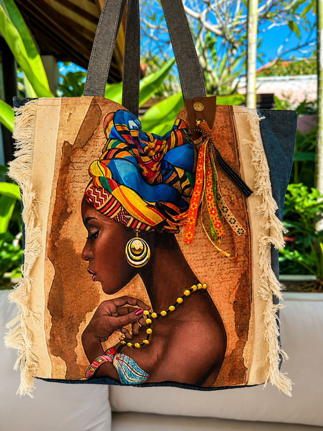 ⭐ Upcycled Denim Tote Bag “Tribal Beauty” – Handmade Eco-Friendly -NEW