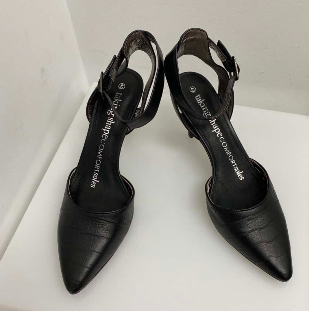 Taking Shape Serena Pointed Toe Black Leather Stiletto. New RRP $169.95