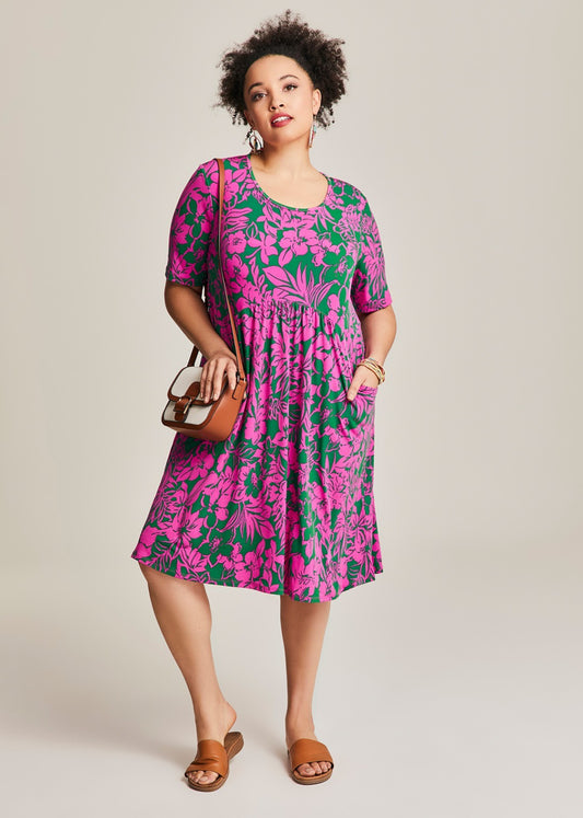 Taking Shape  Everyday Floral Luna Empire Dress in Plus Size 22 BNWT RRP $129.95