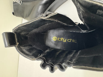 City Chic Joelle Ankle Boots Black EU 41 AS/US 10 - 8cm Block Heel 🖤 New 🖤