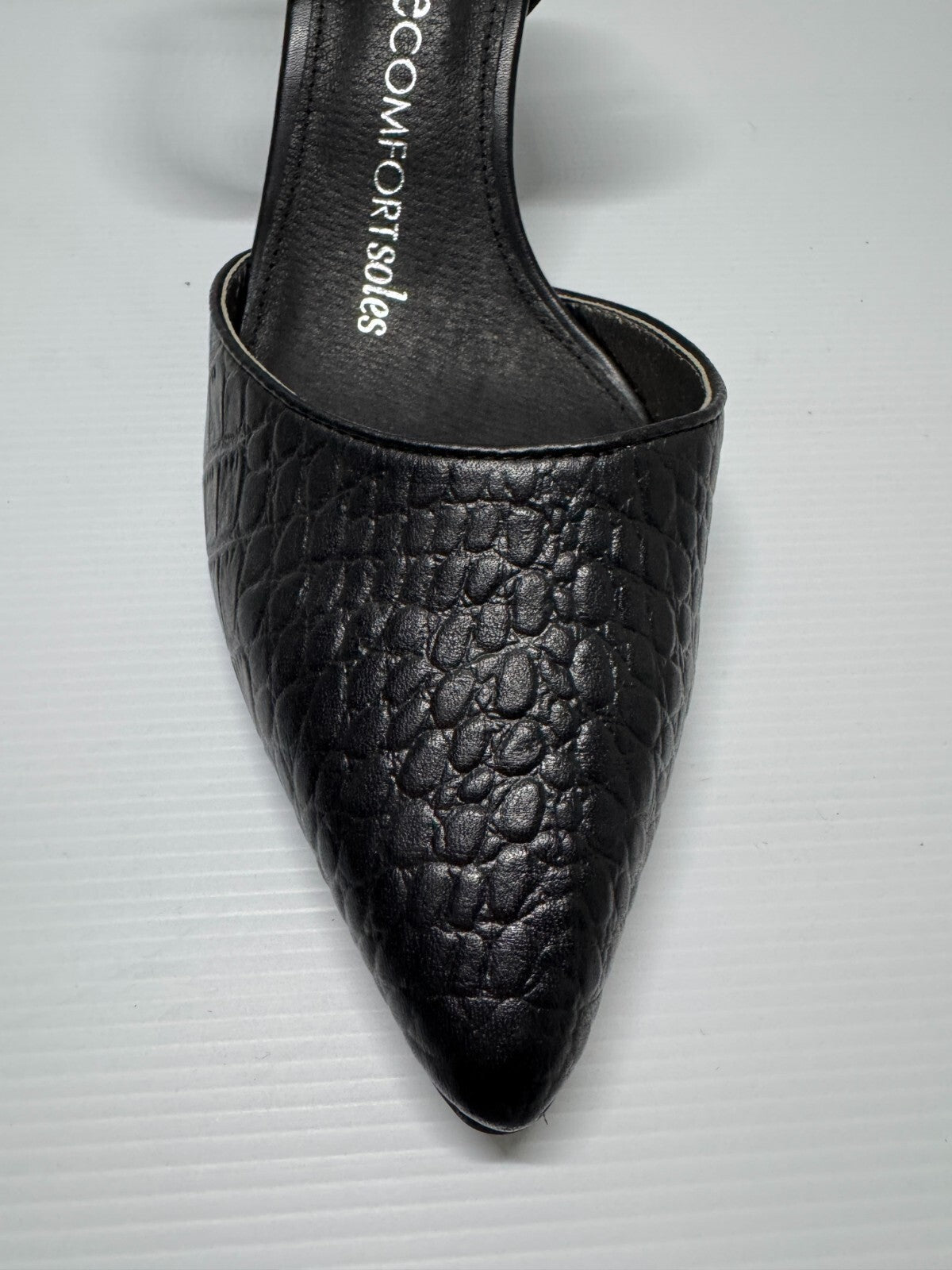 Taking Shape Serena Pointed Toe Black Leather Stiletto. New RRP $169.95
