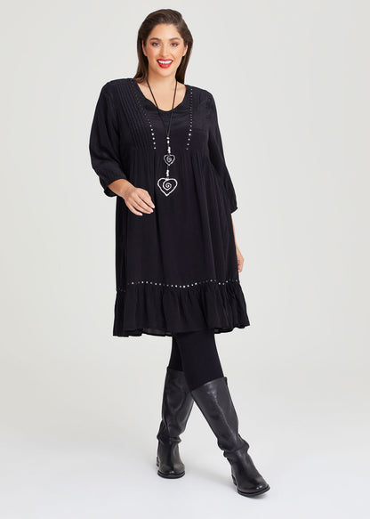 Taking Shape Natural Albertine Tier Tunic in Black Plus Size 16 RRP $160