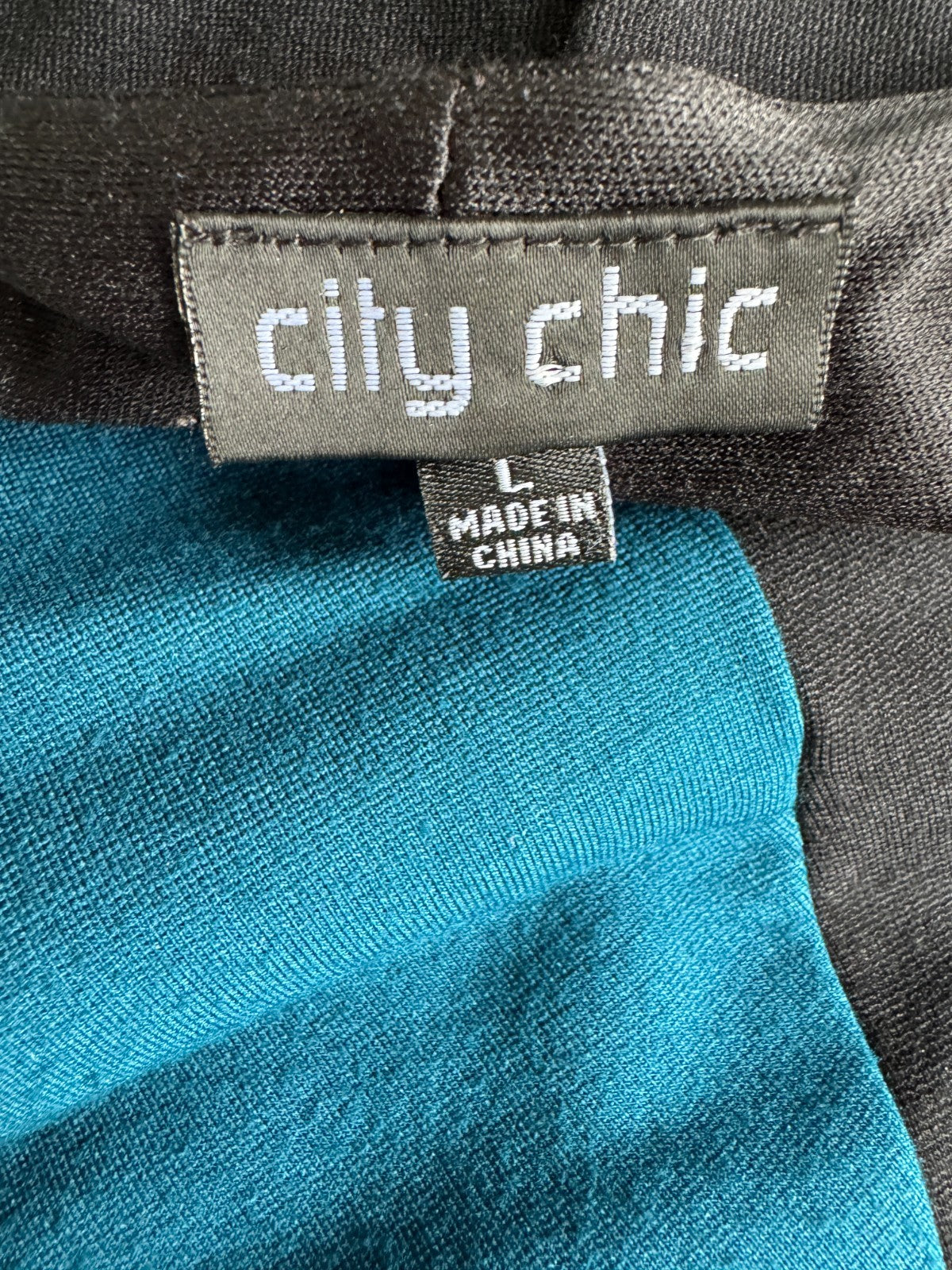 City Chic Plus Size Black/Green Dress Size L (Approx AU 20) Sleeveless – Stretch