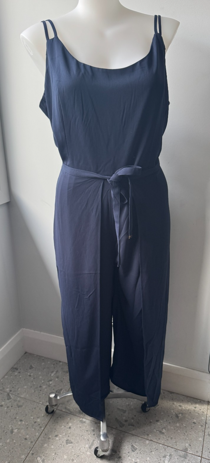 City Chic Navy Jumpsuit with Skirt Overlay Wide Leg Plus Size 20 New 🖤 RRP $150