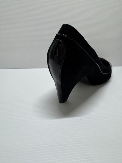 Stylish Black Patent  Black Leather and Suede Shoes Pumps Size 8.5 Aus 39 Eu