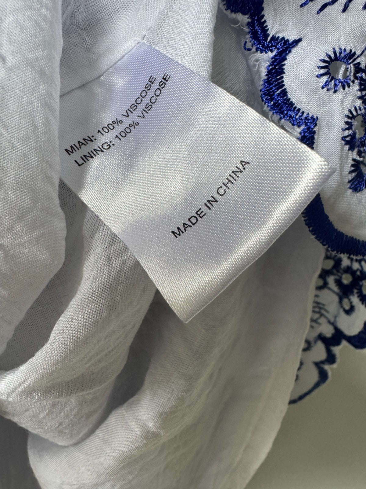 ✨ Taking Shape Natural Contrast Broderie Top ✨ Plus Size 24 | White / Blue