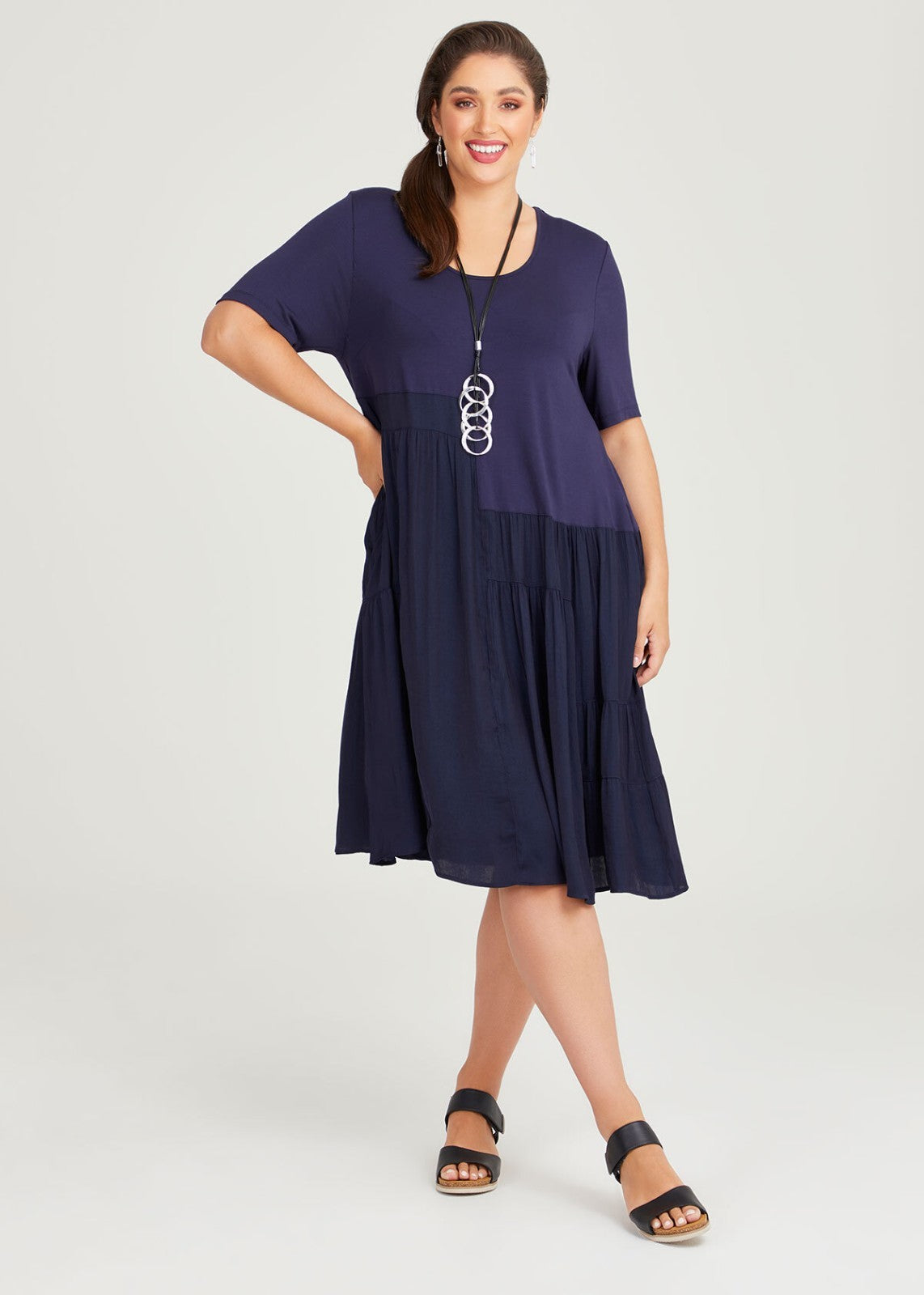 TAKING SHAPE Luxe Tier Natural plus size 22 Navy Midi Dress RRP$ 160