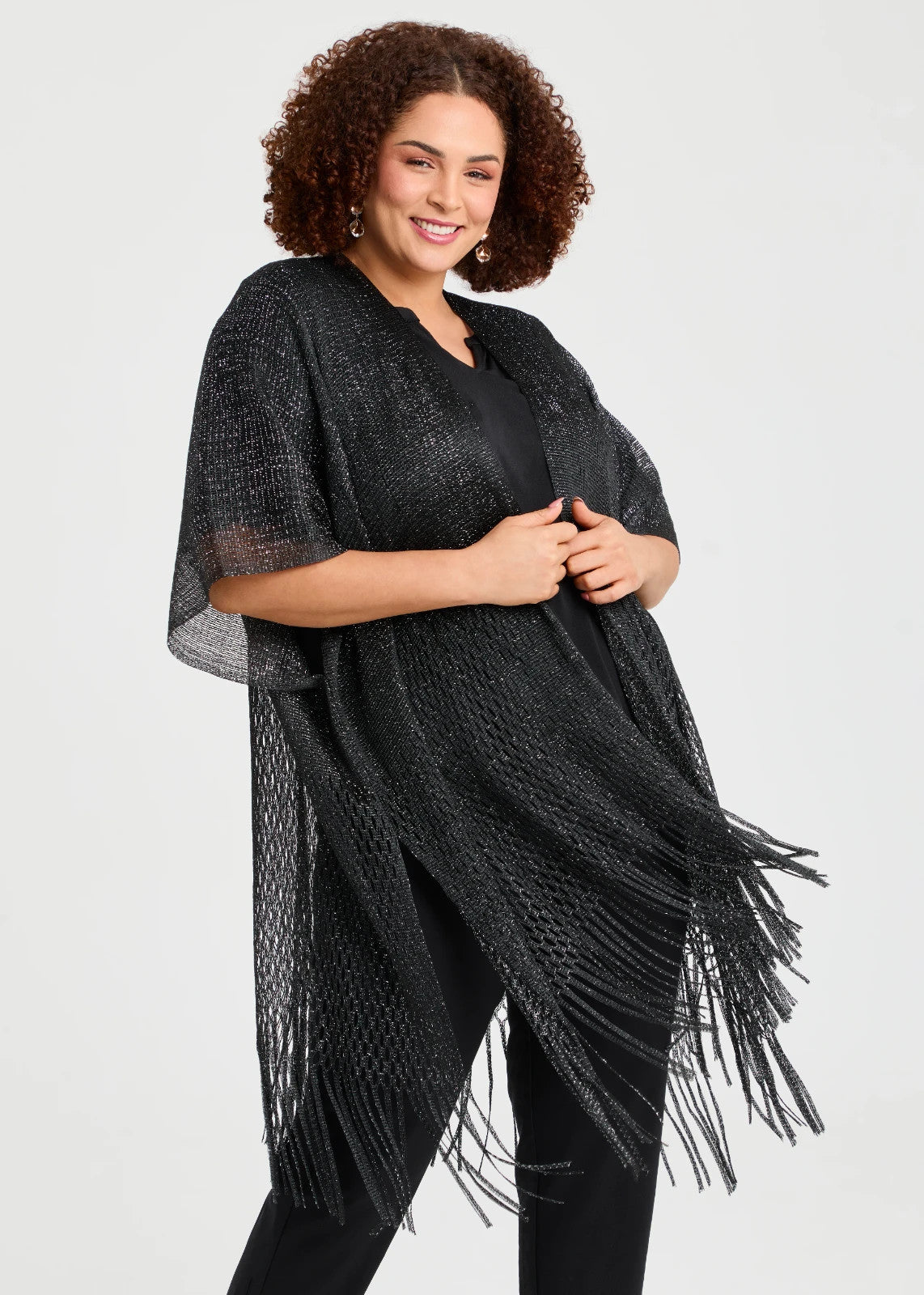 Taking Shape Stunning Shiny Metallic Cape with Fringe RRP $70 🖤One Size 16-24🖤