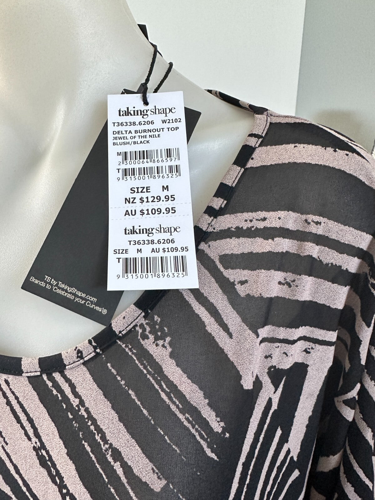 Taking Shape Delta Burnout Top New with Tag Size M (18-20) New with Tag RRP $129