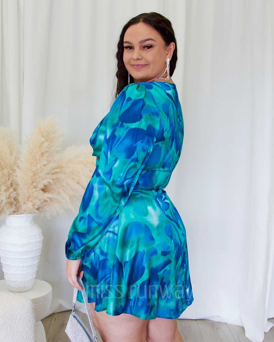Miss Runway Kora Satin Mini Dress - Green/Blue Print - Size 20  New RRP $120