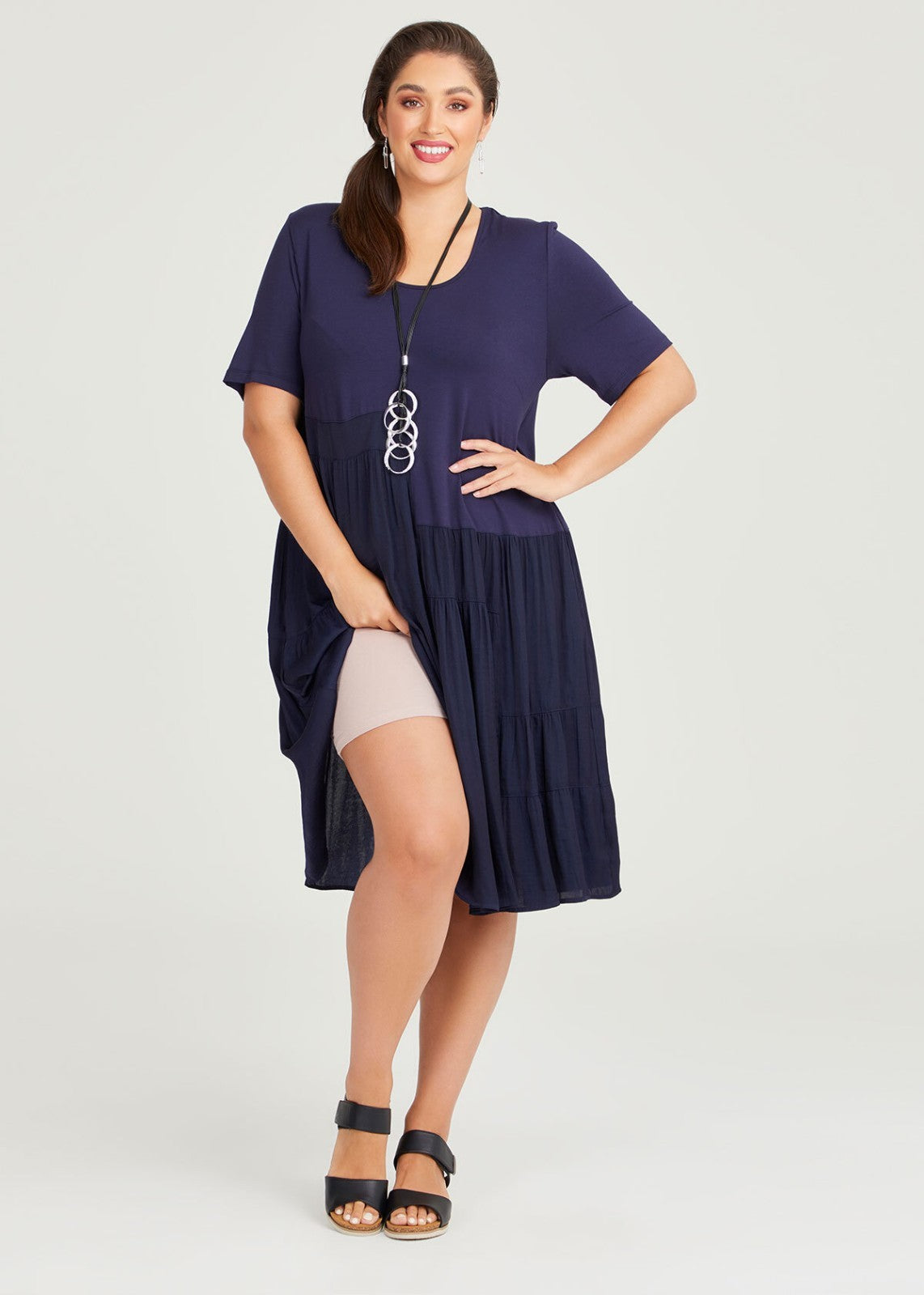 TAKING SHAPE Luxe Tier Natural plus size 22 Navy Midi Dress RRP$ 160