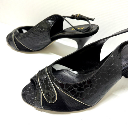 Black Patent Leather Shoes  Size 8 Aus Stunning as new with box and spare heels