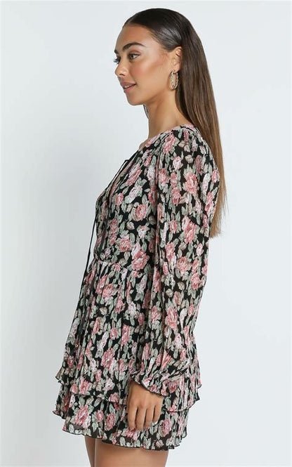 Showpo Eloise Long Sleeve Mini Dress Pleated Floral Plus Size 20 NEW RRP $120