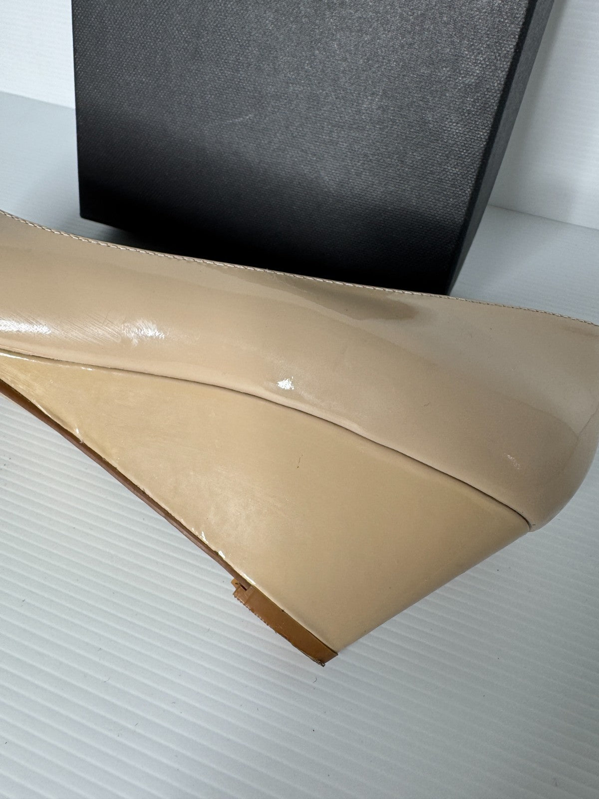 Wittner Winston Nude Patent Low Wedges Stunning & Versatile RRP $140 As New EU39