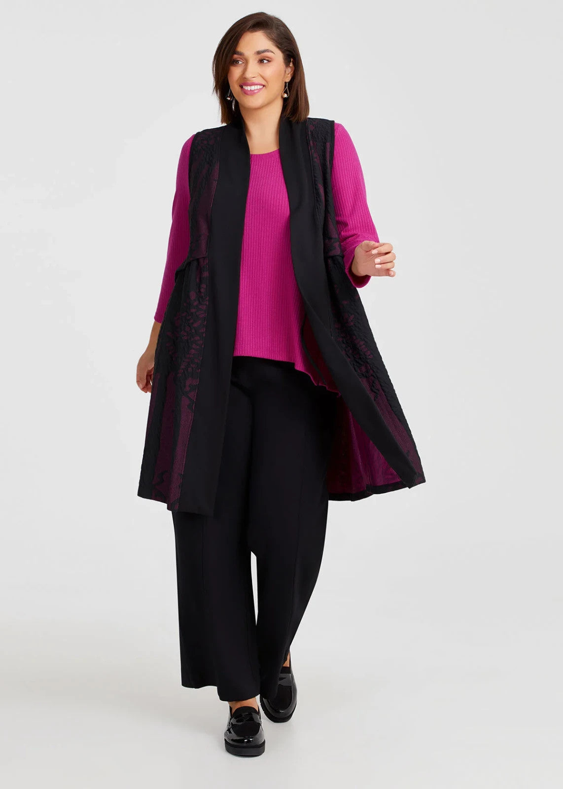 Taking Shape Holly Jacquard Longline Vest in Black/Magenta Plus 20 RRP $169 New