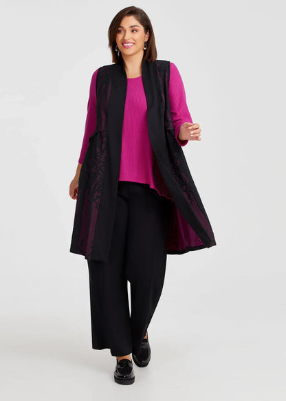 Taking Shape Holly Jacquard Longline Vest in Black/Magenta Plus 20 RRP $169 New