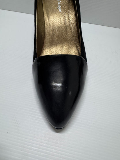 Stylish Black Patent  Black Leather and Suede Shoes Pumps Size 8.5 Aus 39 Eu