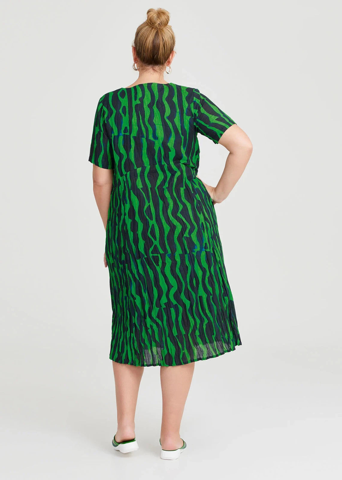 Taking Shape 100% Cotton Gauze Favourite Dress sze 14 in Green/Navy RRP $150 NEW