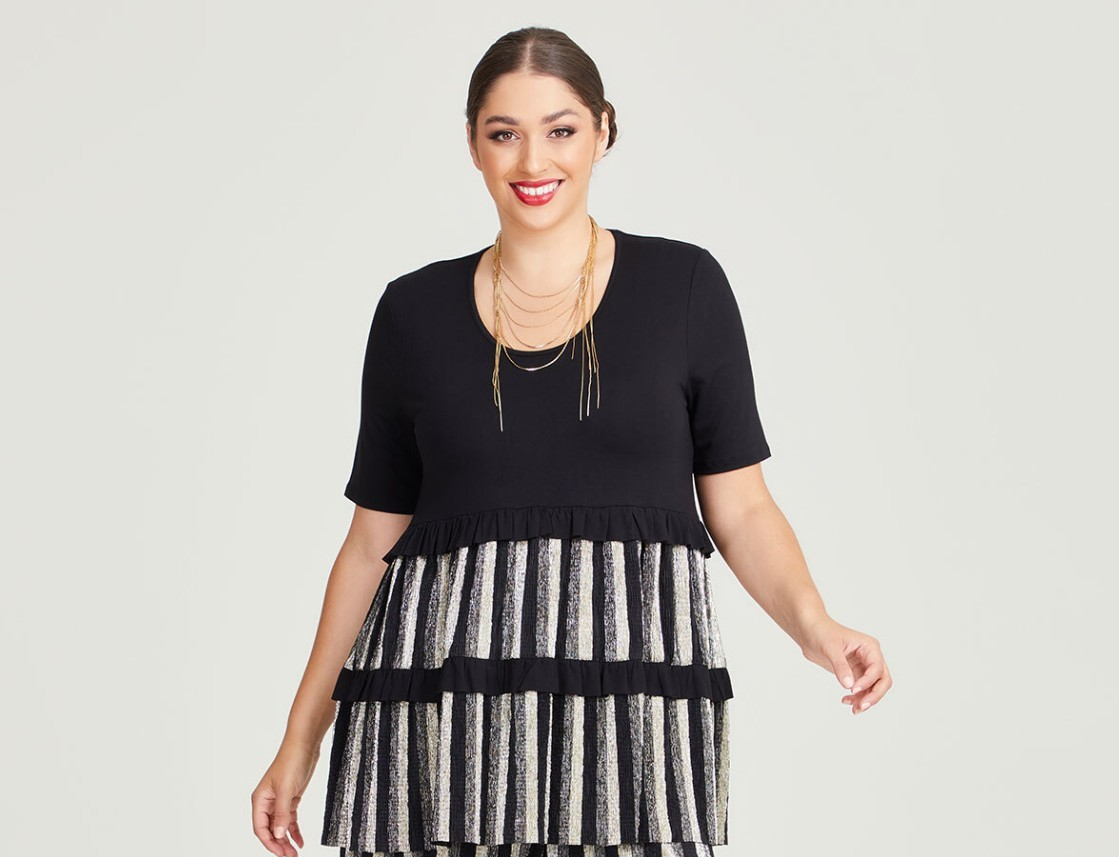 Taking Shape Shine on Tunic  Black/Gold BNWT Plus Size 20 RRP $130 Stunning Top