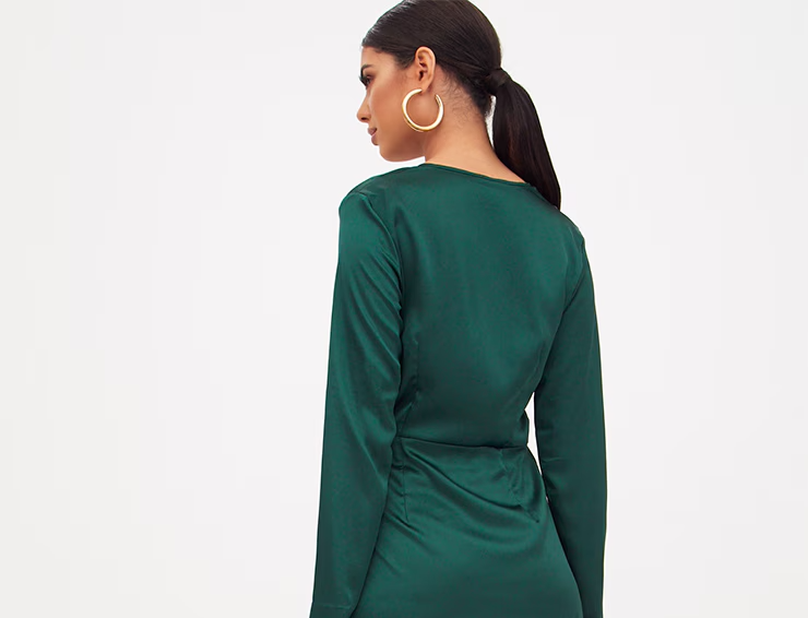 Pretty Little Thing Green Satin Long Sleeve Wrap Dress Plus Size 22 NEW RRP $100