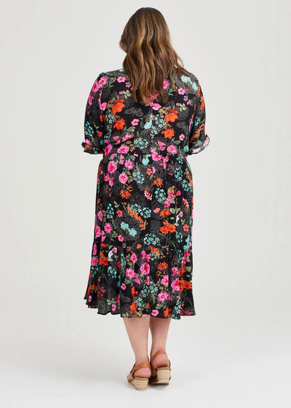 Taking Shape Ditsy Bloom Tier Natural Dress in Floral Print Size 20 RRRP $160