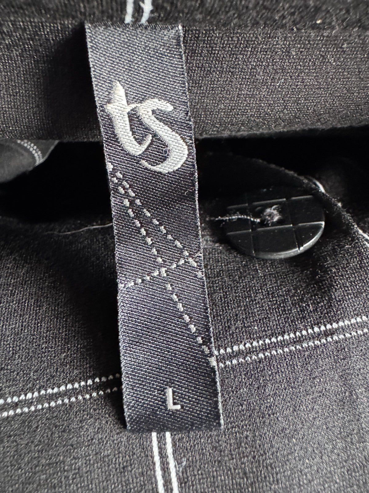 Taking Shape Bristol Blazer in Black/White Ponte with pockets 20-22 New RRP $199