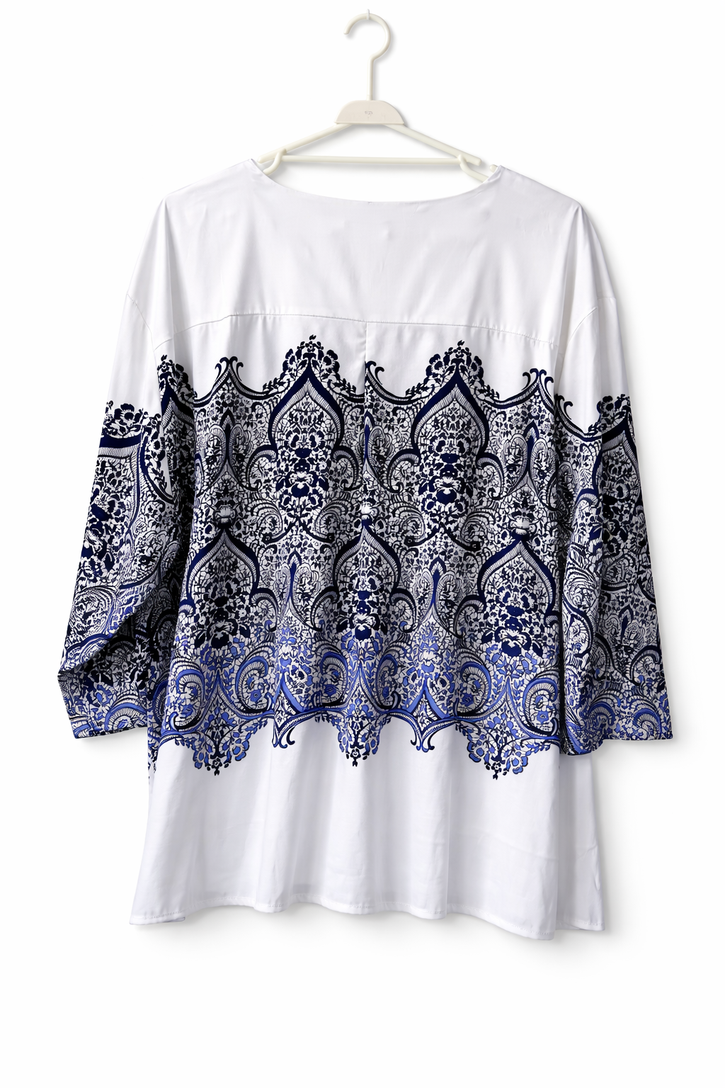 🌿 Emme Tunic Top Blouse White Blue Plus Size XL 22-24 Beaded V-Neck Lightweight