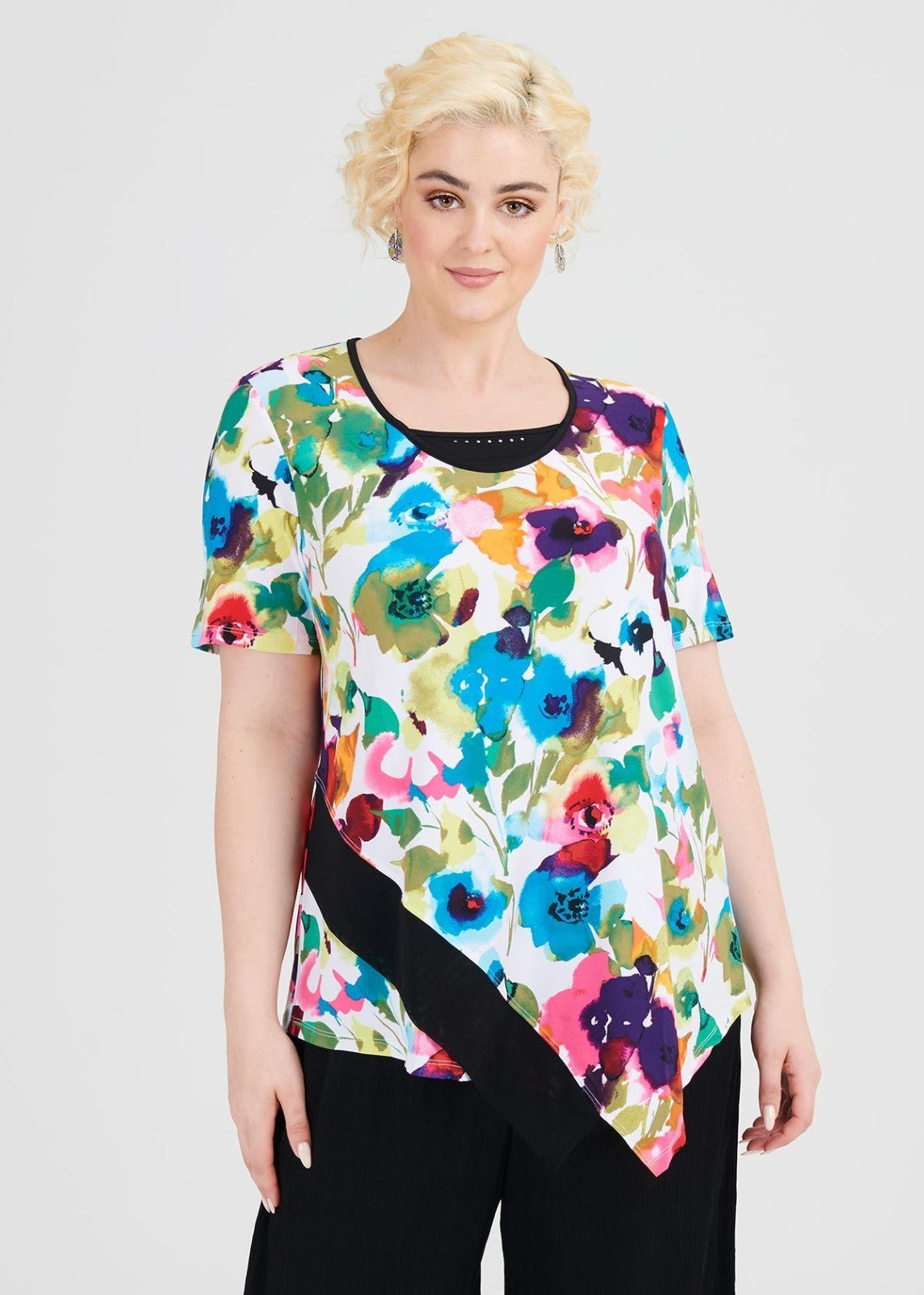Taking Shape Fleur Top Plus Size 14-16 No Iron great for travelling RRP $110