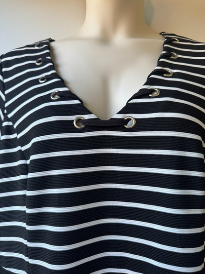 City Chic Black and White Striped Dress With Eyelet Lace Up V-Neck Front Size 20