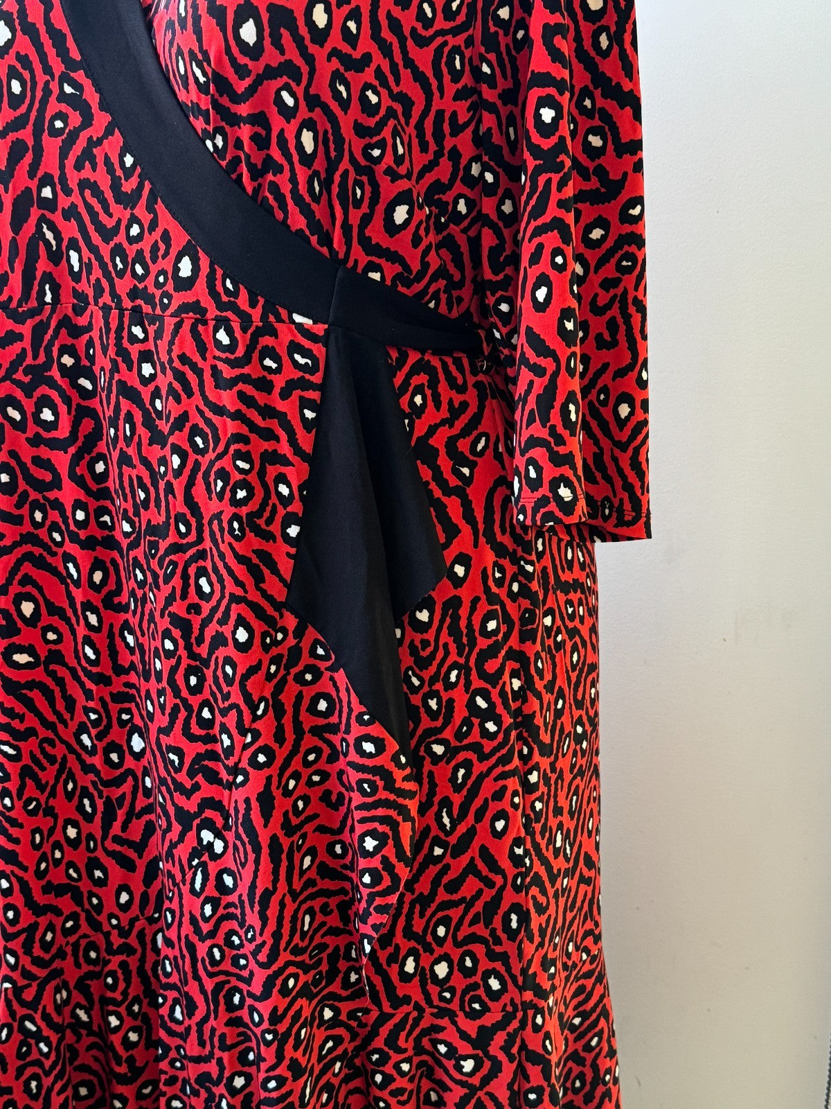 TAKING SHAPE Womens Animal Print Wrap Dress Red & Black Size 24🖤❤️RRP $170🖤❤️