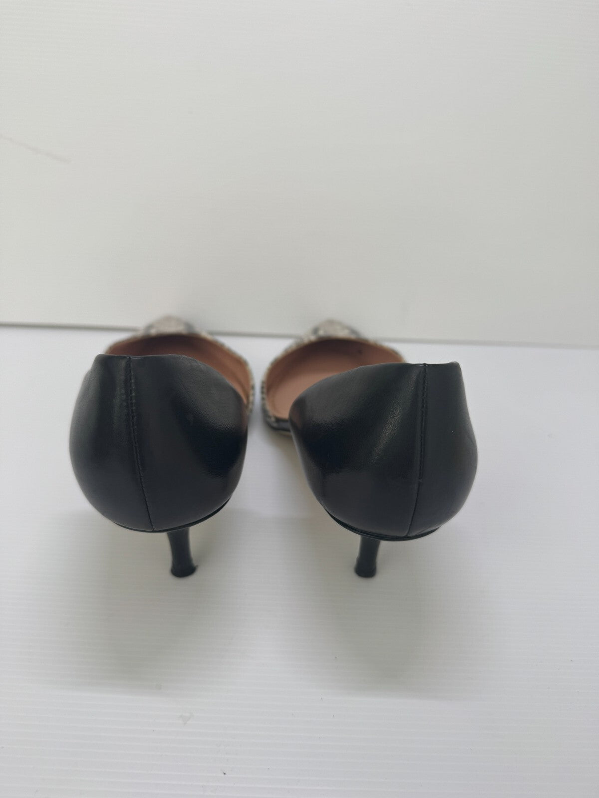 ENZO ANGIOLINI Eagabrino Black & White Pointed Toe High Heels Leather worn once
