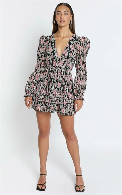 Showpo Eloise Long Sleeve Mini Dress Pleated Floral Plus Size 20 NEW RRP $120