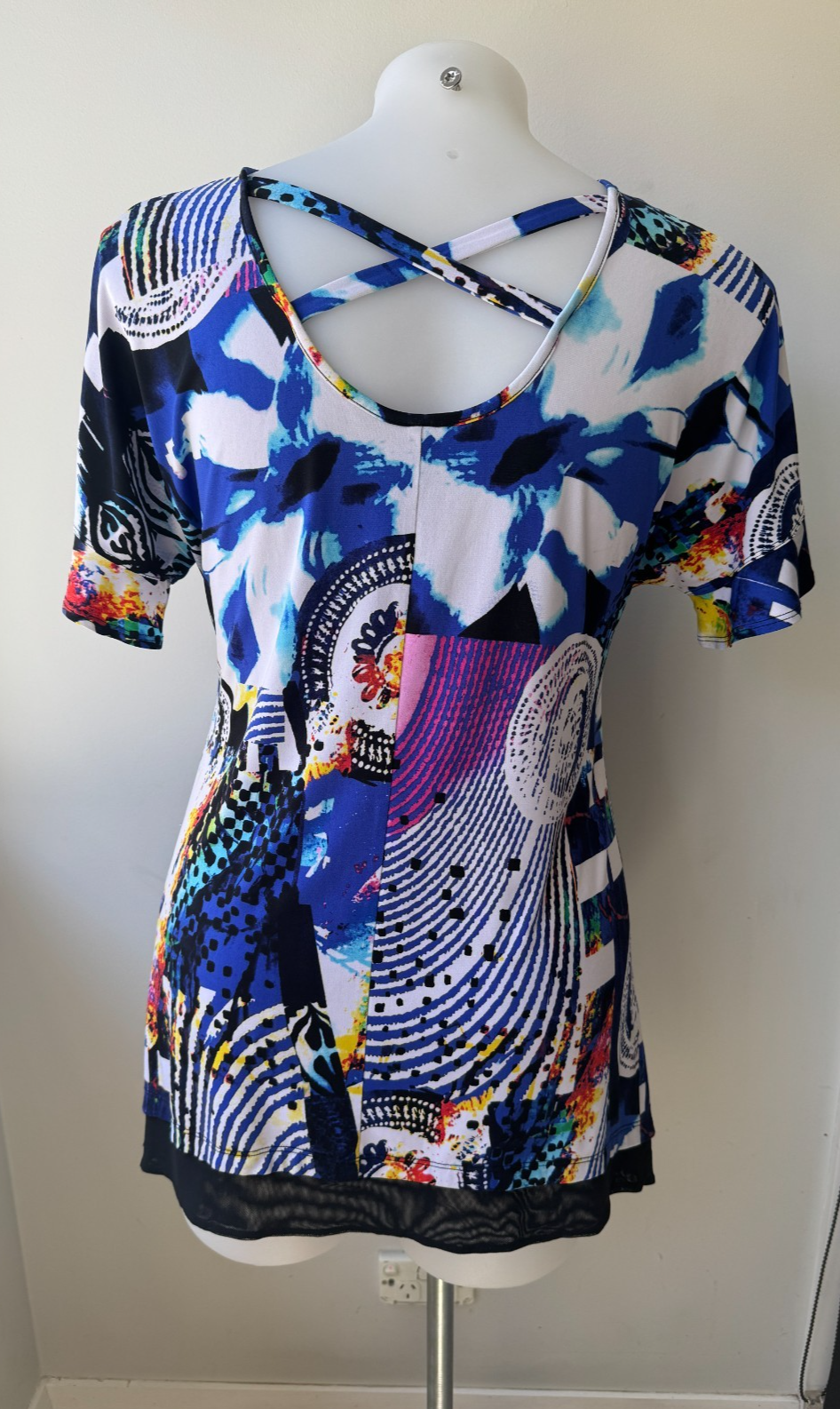Taking Shape Beautiful Colourful Top Easy Care No Iron Plus Size XXS 12-14