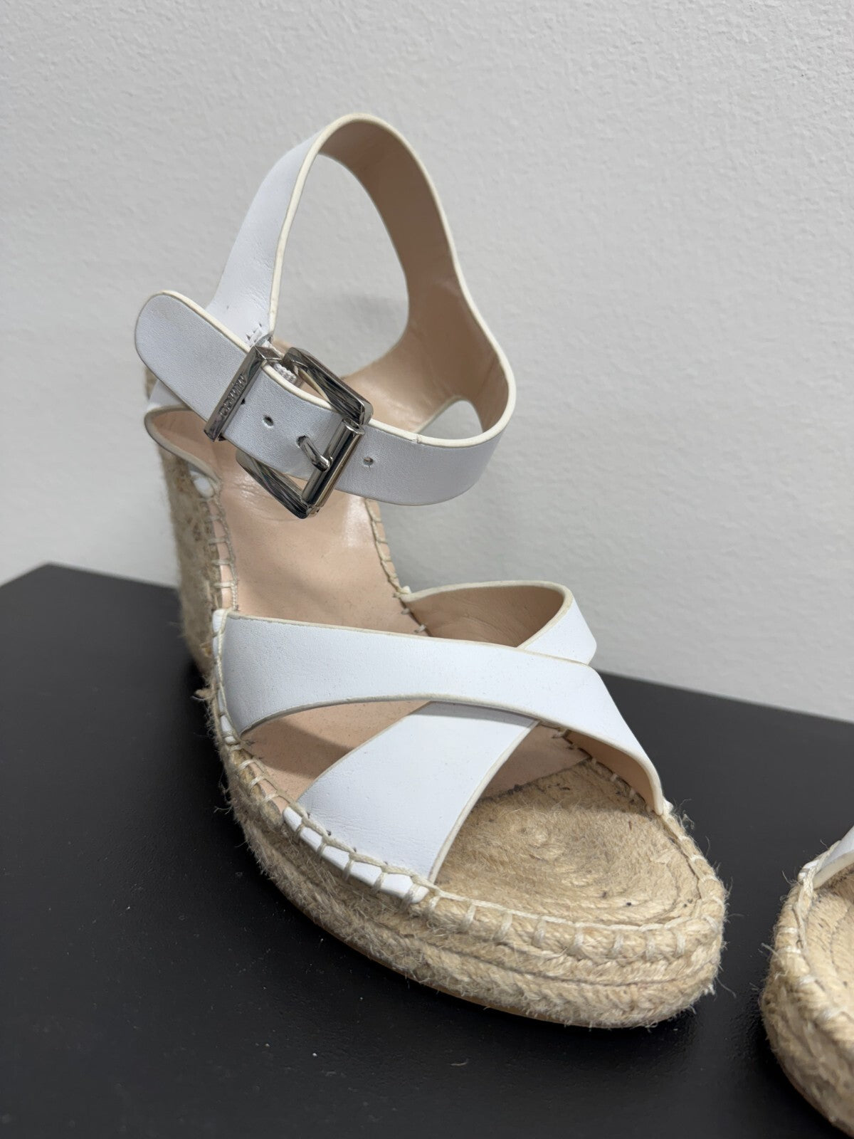 MIMCO Leather Flatform Wedge Heels Sandals - White - EU 40 / AU 9