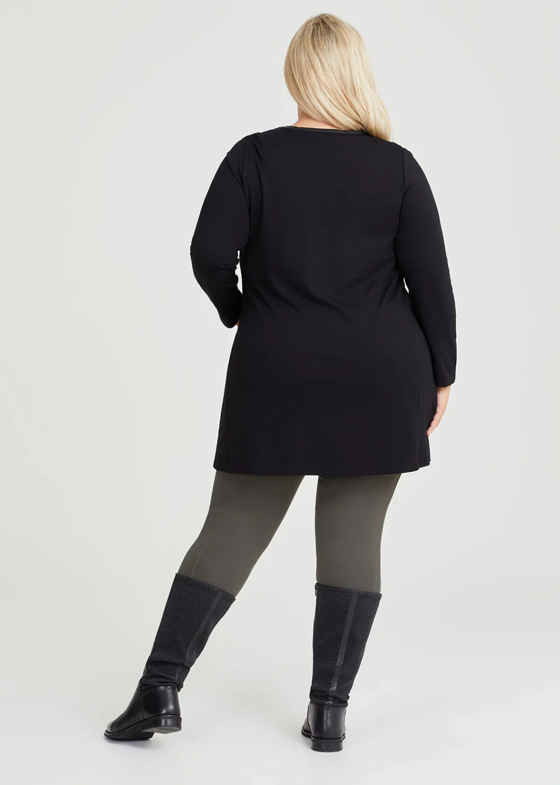 Taking Shape Bamboo Ponte Set The Tone Tunic in Black Plus Size 18 RRP $140 NEW