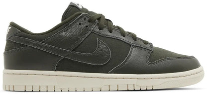 Nike Low Dunk PRM "Sequoia" sneakers in Great Condition US 13 As New