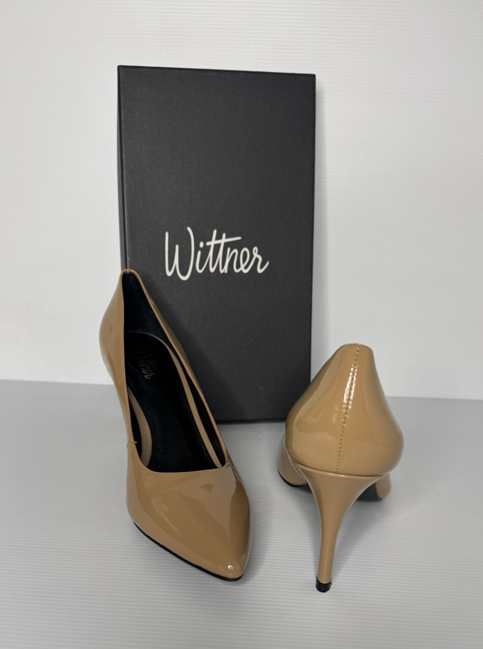 Wittner Minka Stiletto Taupe Patent 39 (AU8.5) as new perfect condition RRP $180