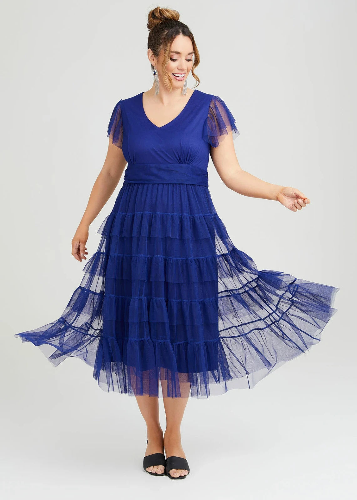 Taking Shape Cassandra Ruffle Mesh Formal Dress light Blue Plus Size 20 RRP $250