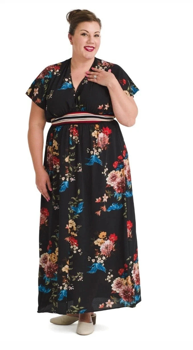City Chic Women’s Avery Floral Maxi Dress Plus Size 20 L  V Neck Split Stuning